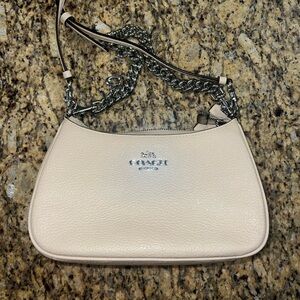 Coach Cream Leather Shoulder Bag